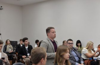Фото: Шестой круглый стол